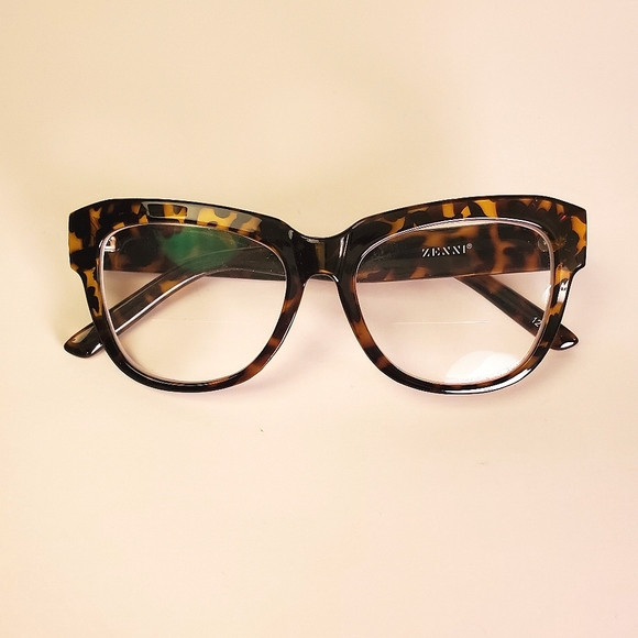 Tortoiseshell Big & Bold Thick Frame Glasses - Picture 2 of 6